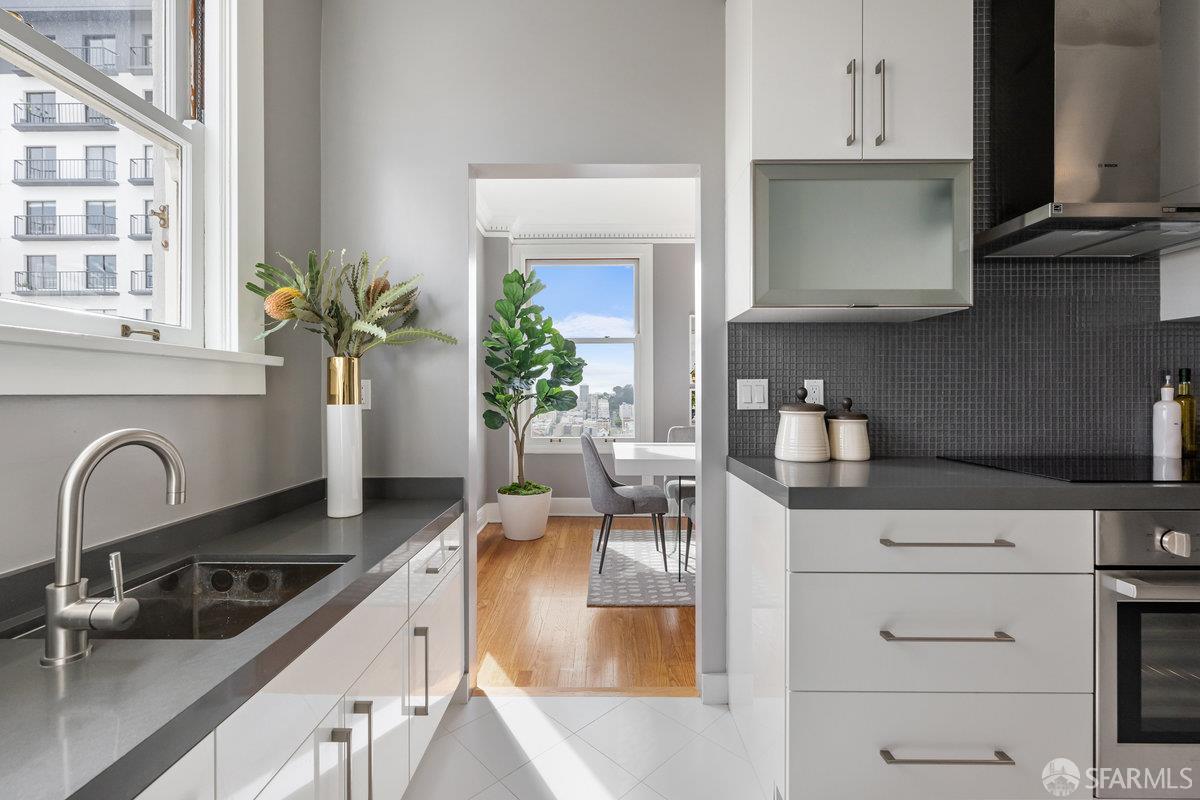 1250 Jones Street # 703