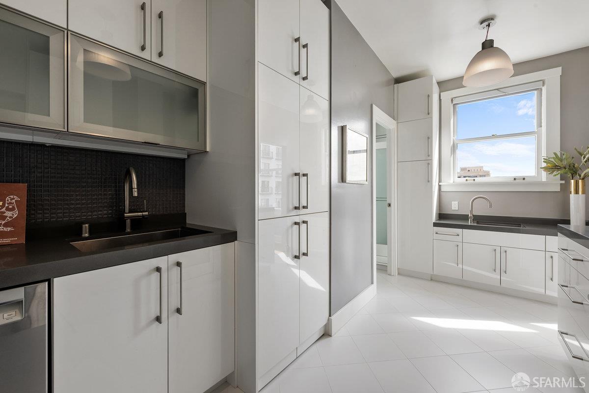 1250 Jones Street # 703