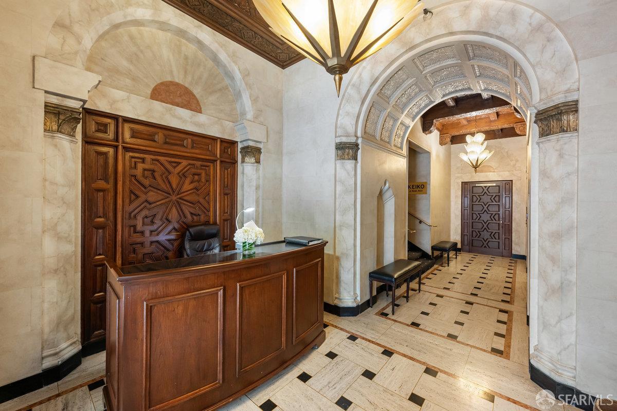 1250 Jones Street # 703