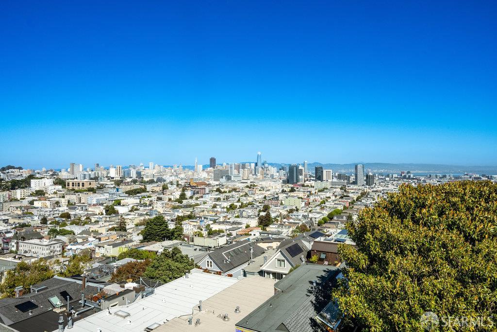 171-73 Buena Vista Avenue