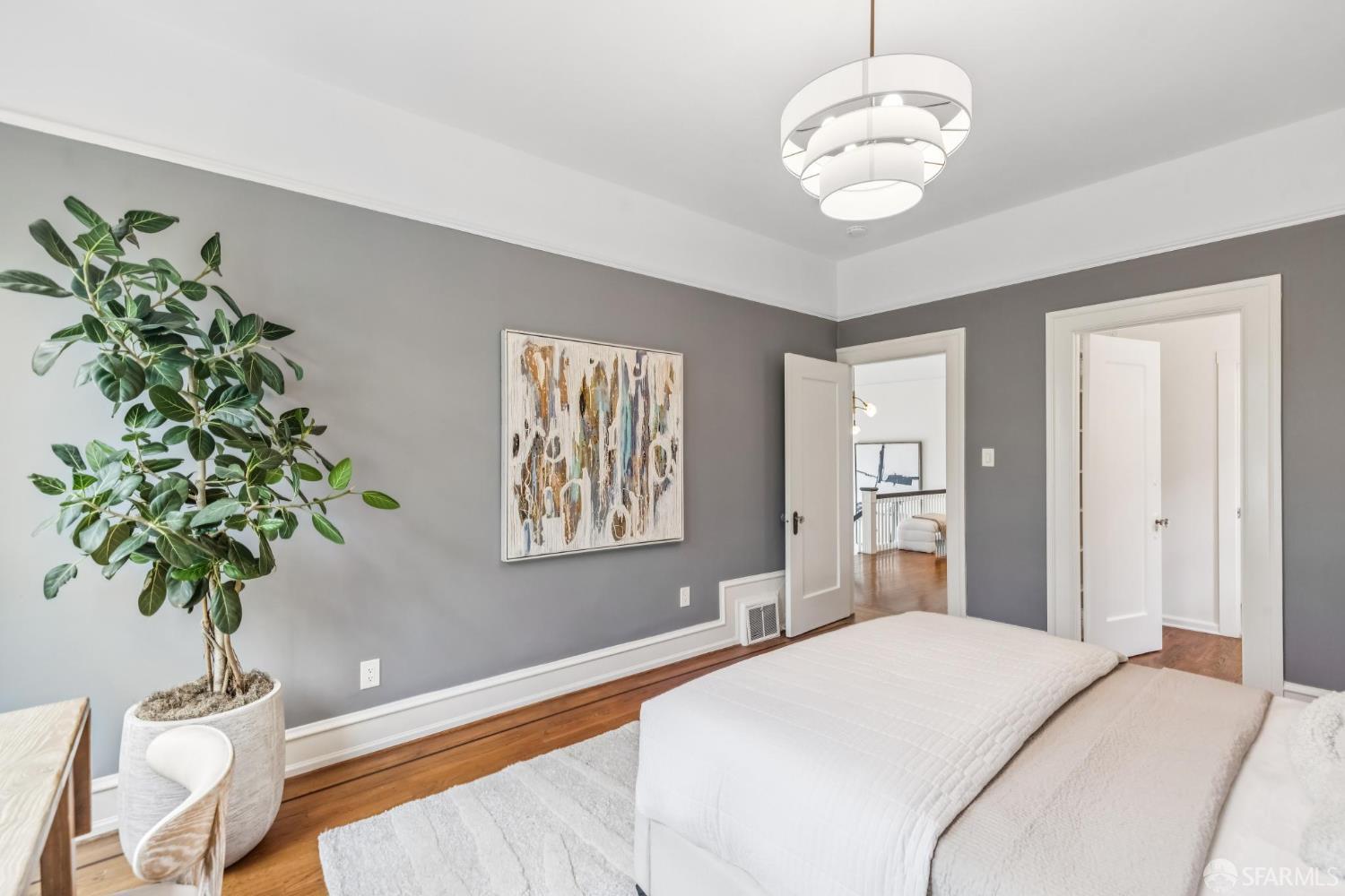 35 Commonwealth Avenue