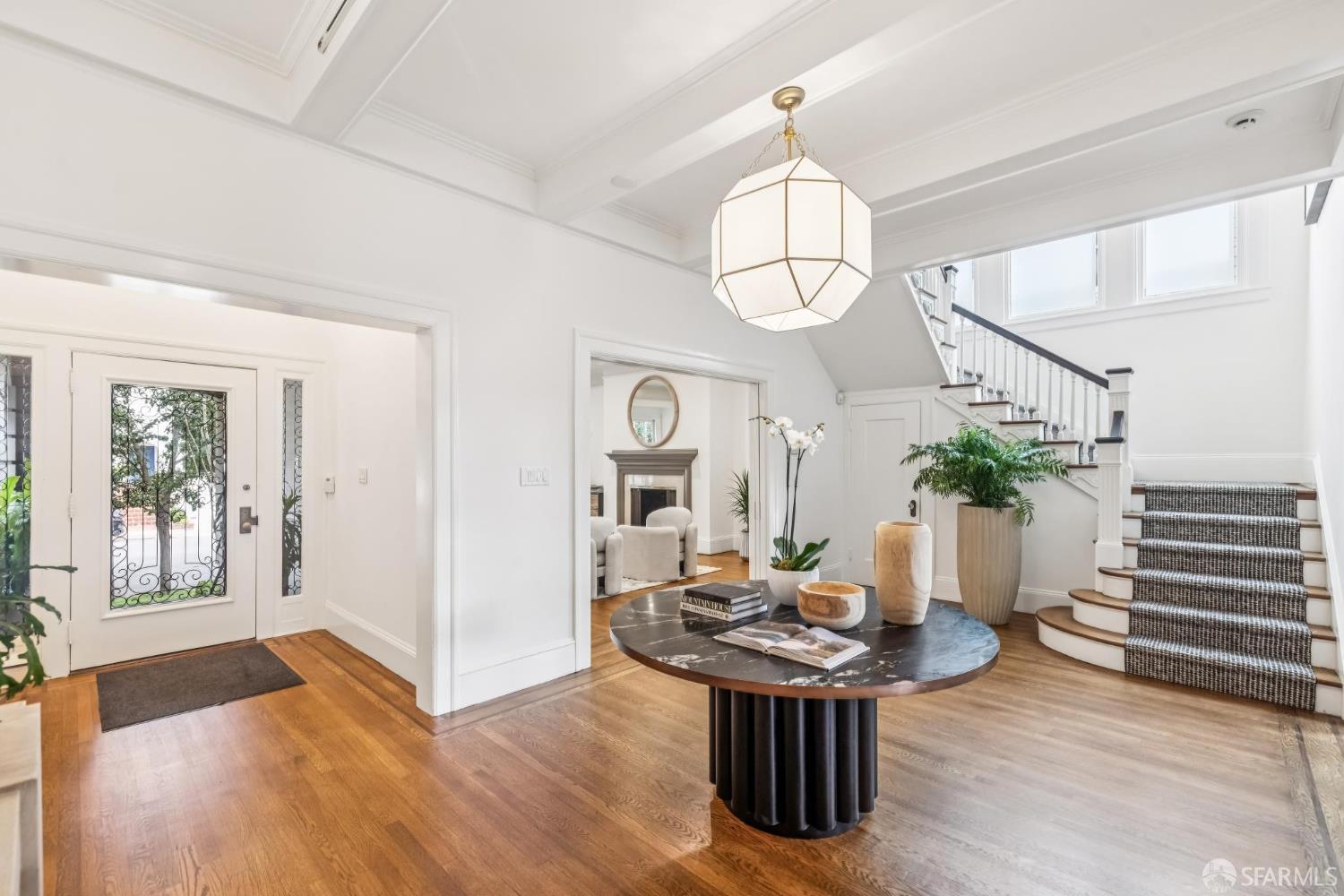 35 Commonwealth Avenue