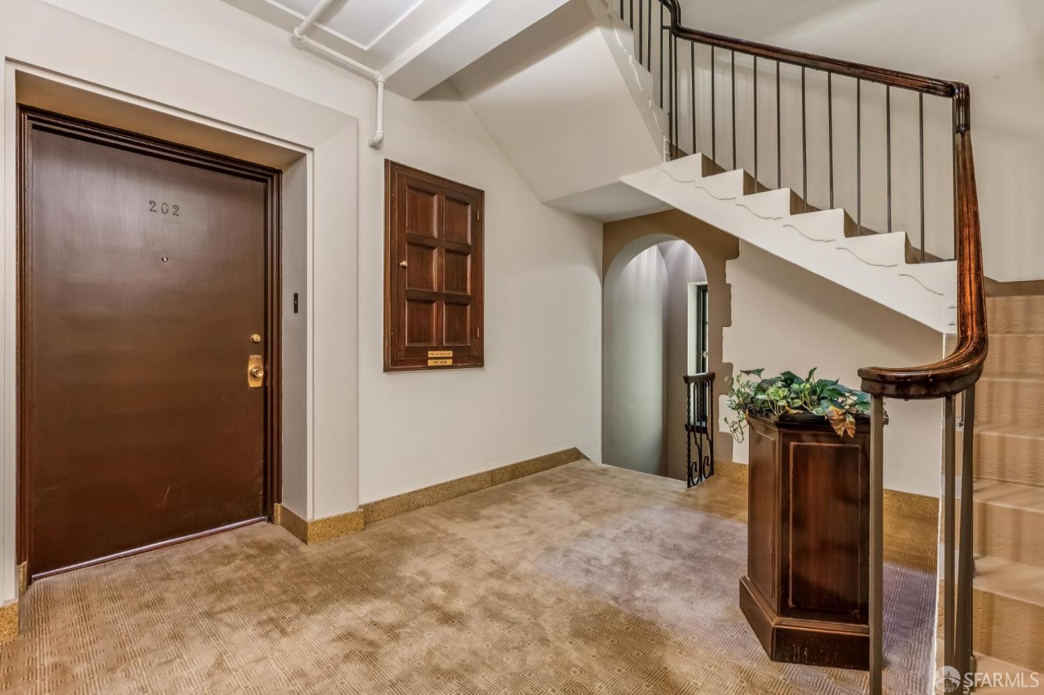 850 Powell Street # 202