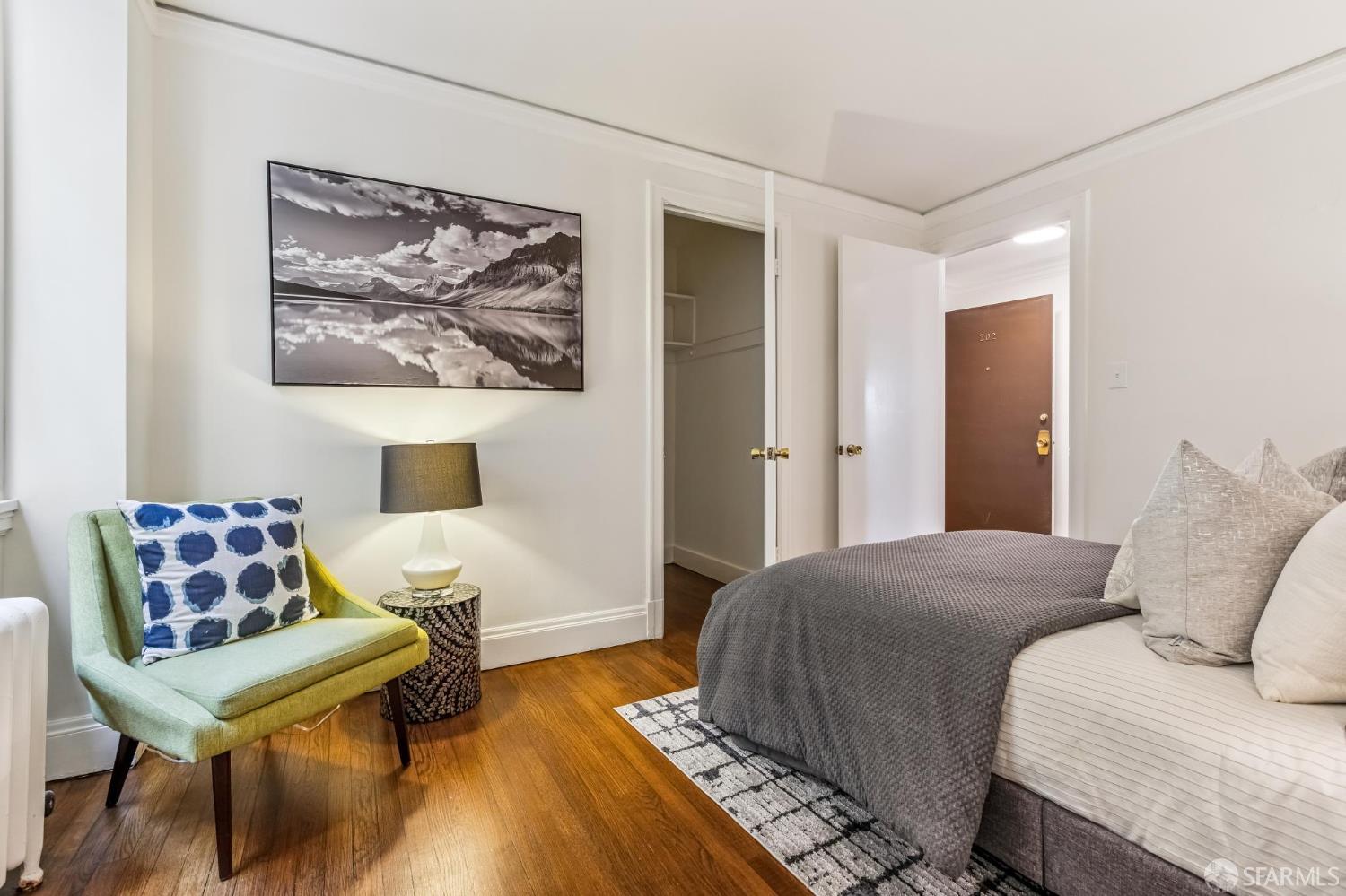 850 Powell Street # 202