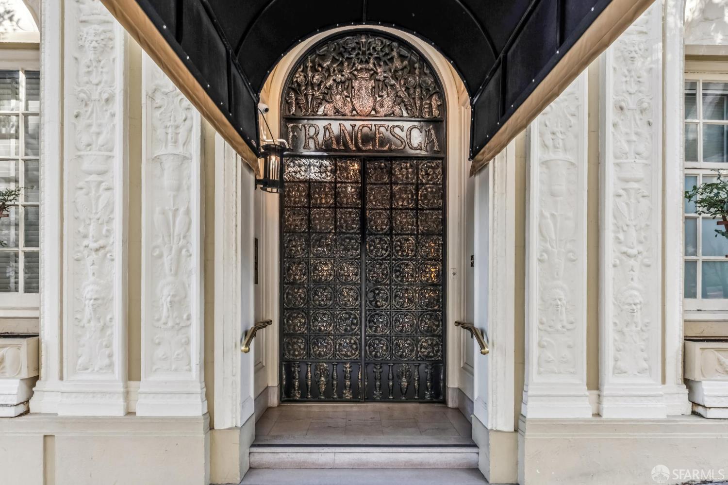 850 Powell Street # 202