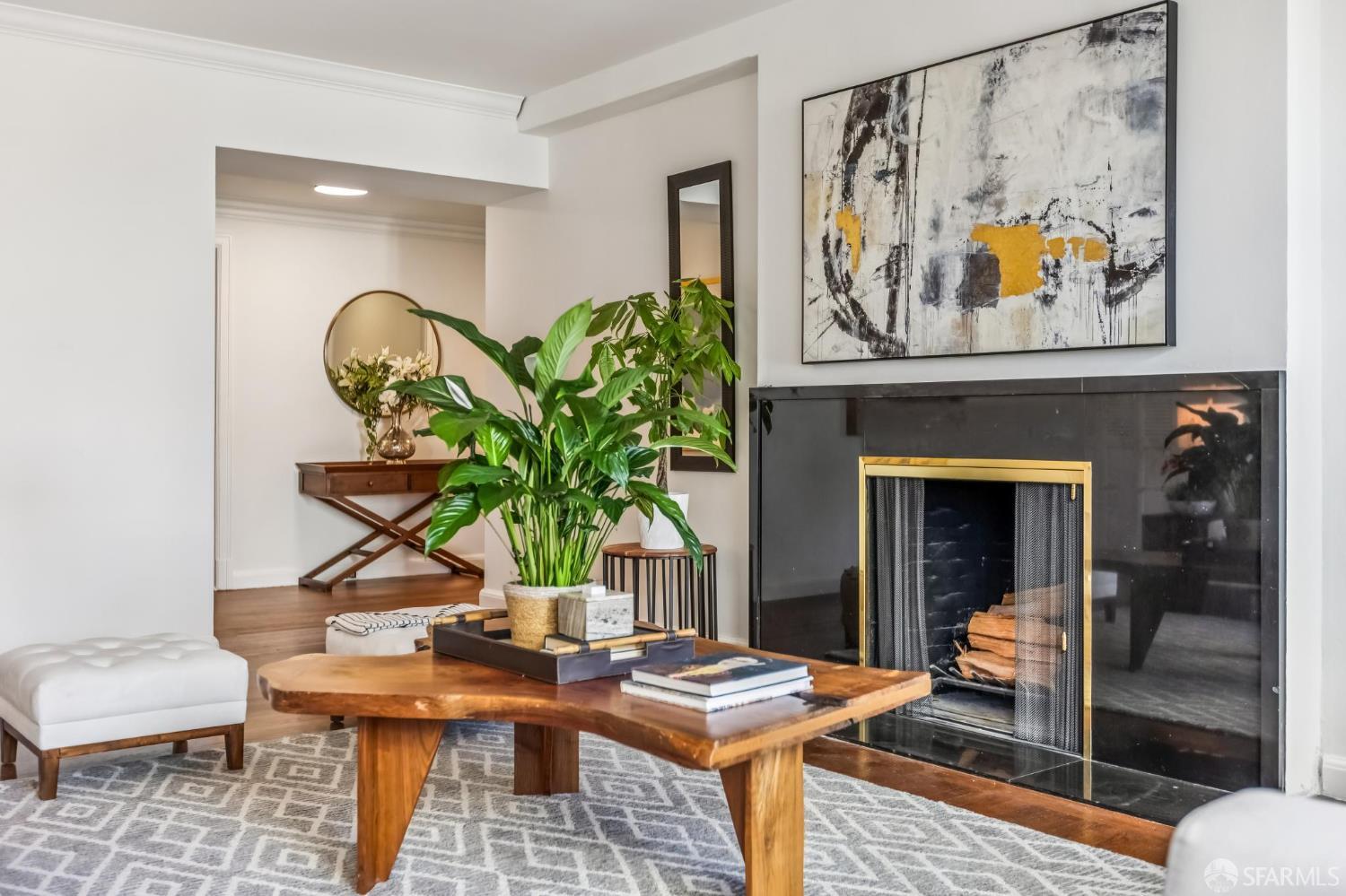 850 Powell Street # 202