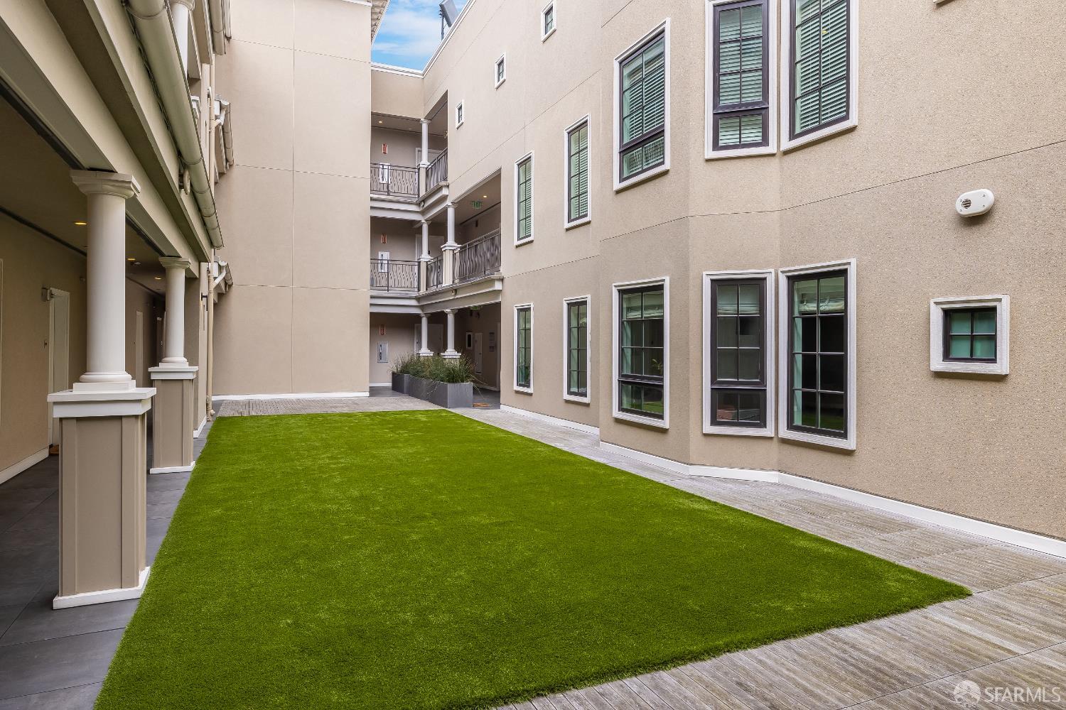 369 18th Avenue # 203