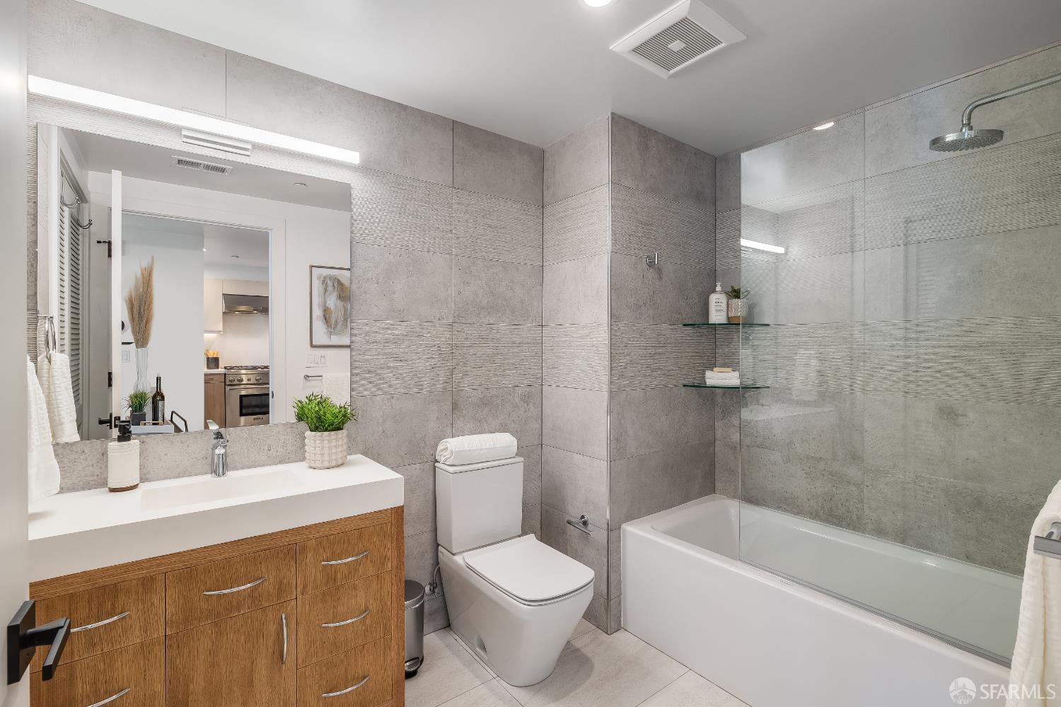 369 18th Avenue # 203