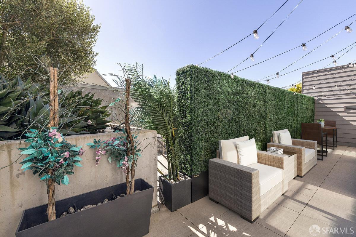 1 Stanyan Street # 24