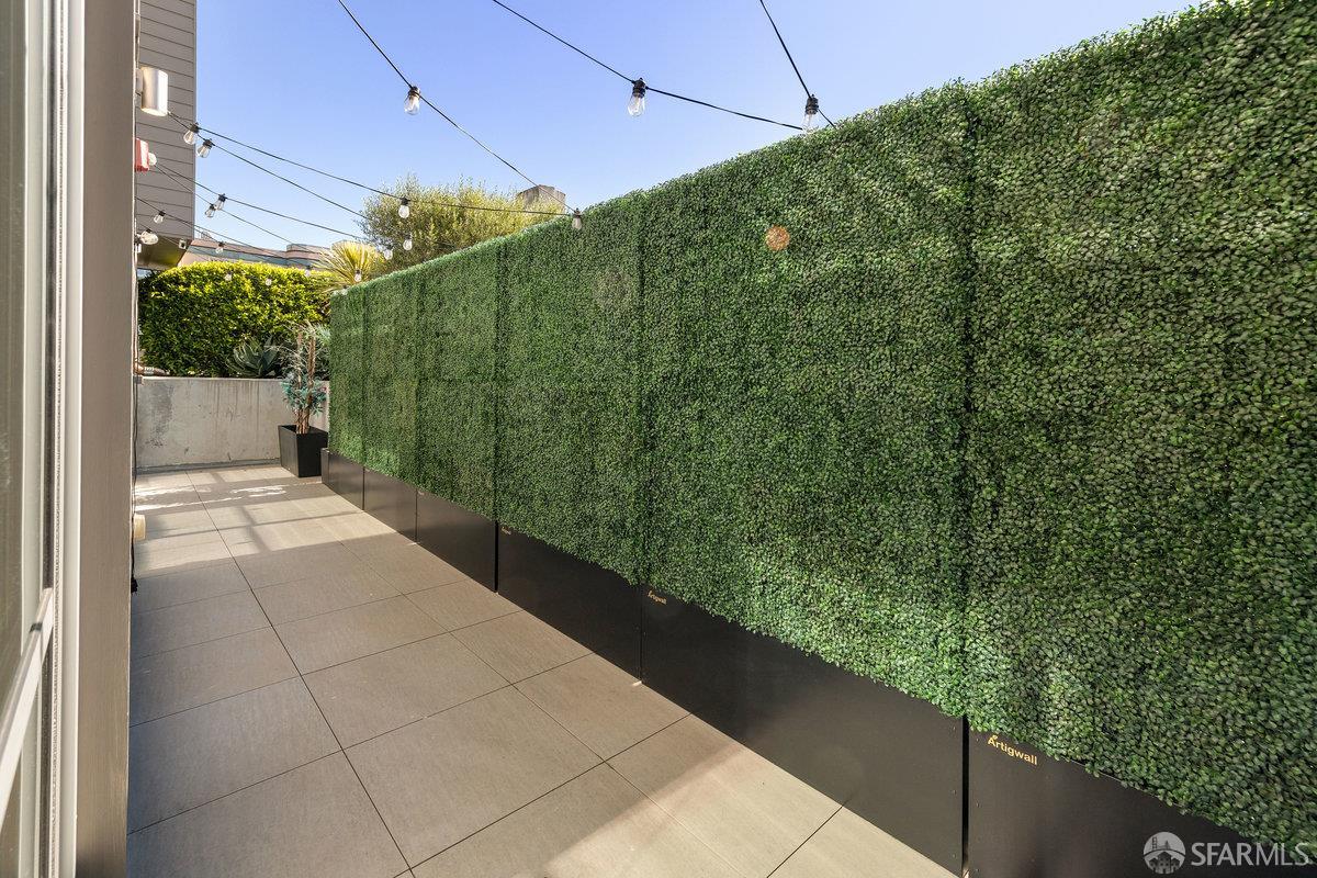 1 Stanyan Street # 24