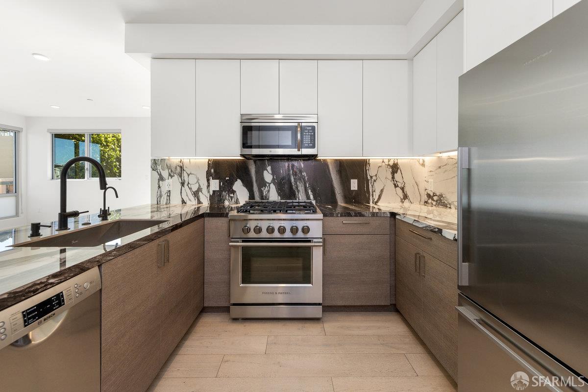 1 Stanyan Street # 24