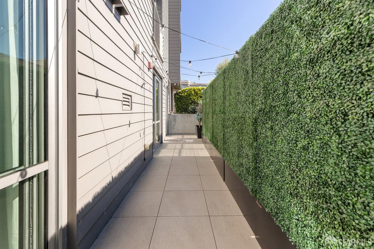 1 Stanyan Street # 24