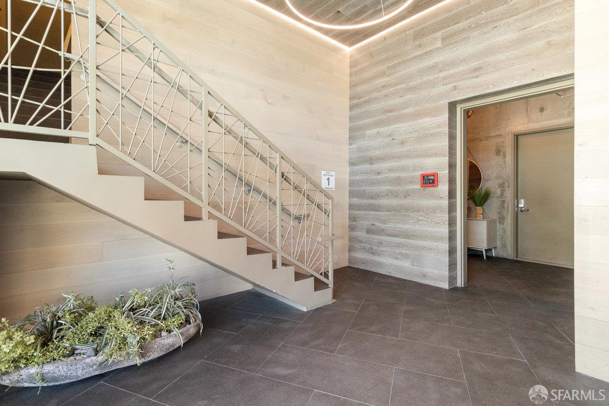 1 Stanyan Street # 24