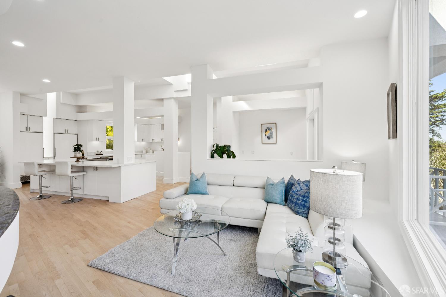 722 Jacaranda Circle