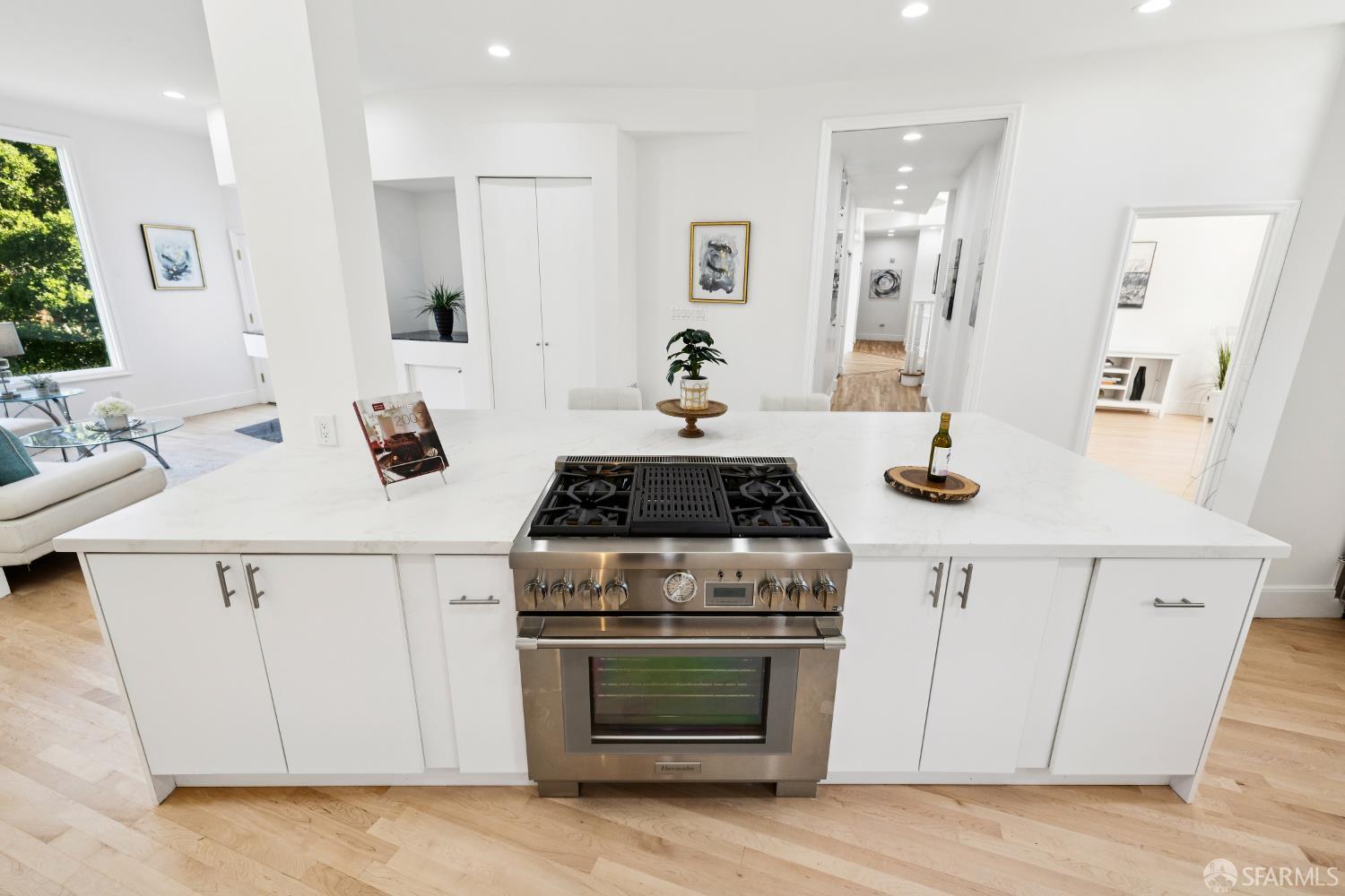 722 Jacaranda Circle