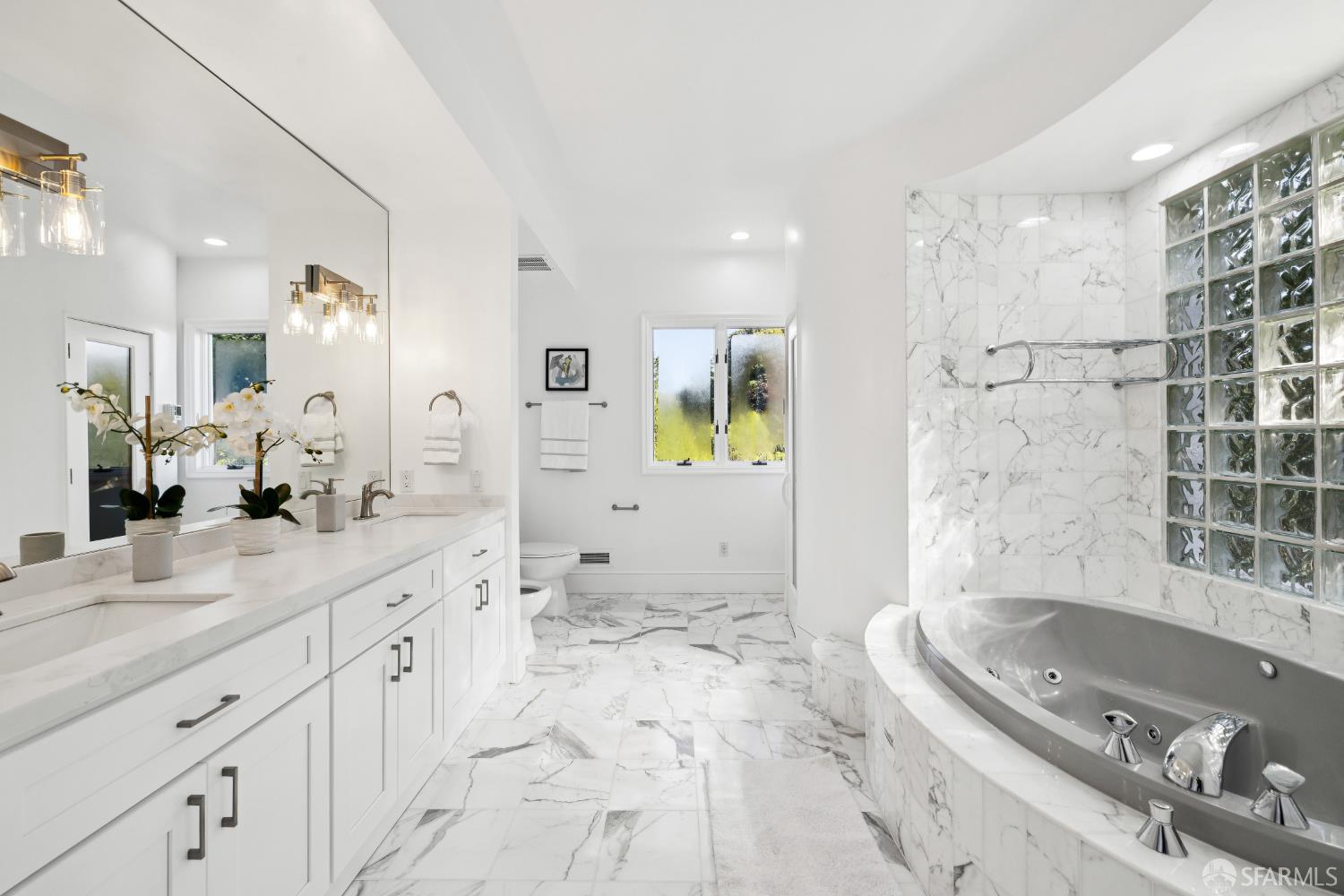 722 Jacaranda Circle