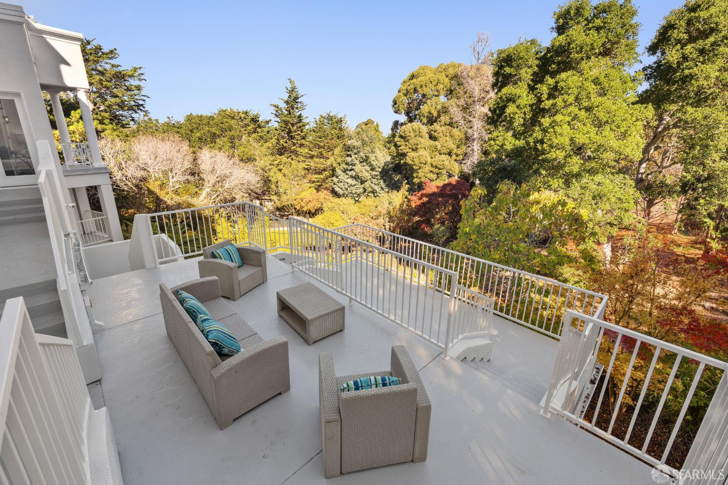 722 Jacaranda Circle