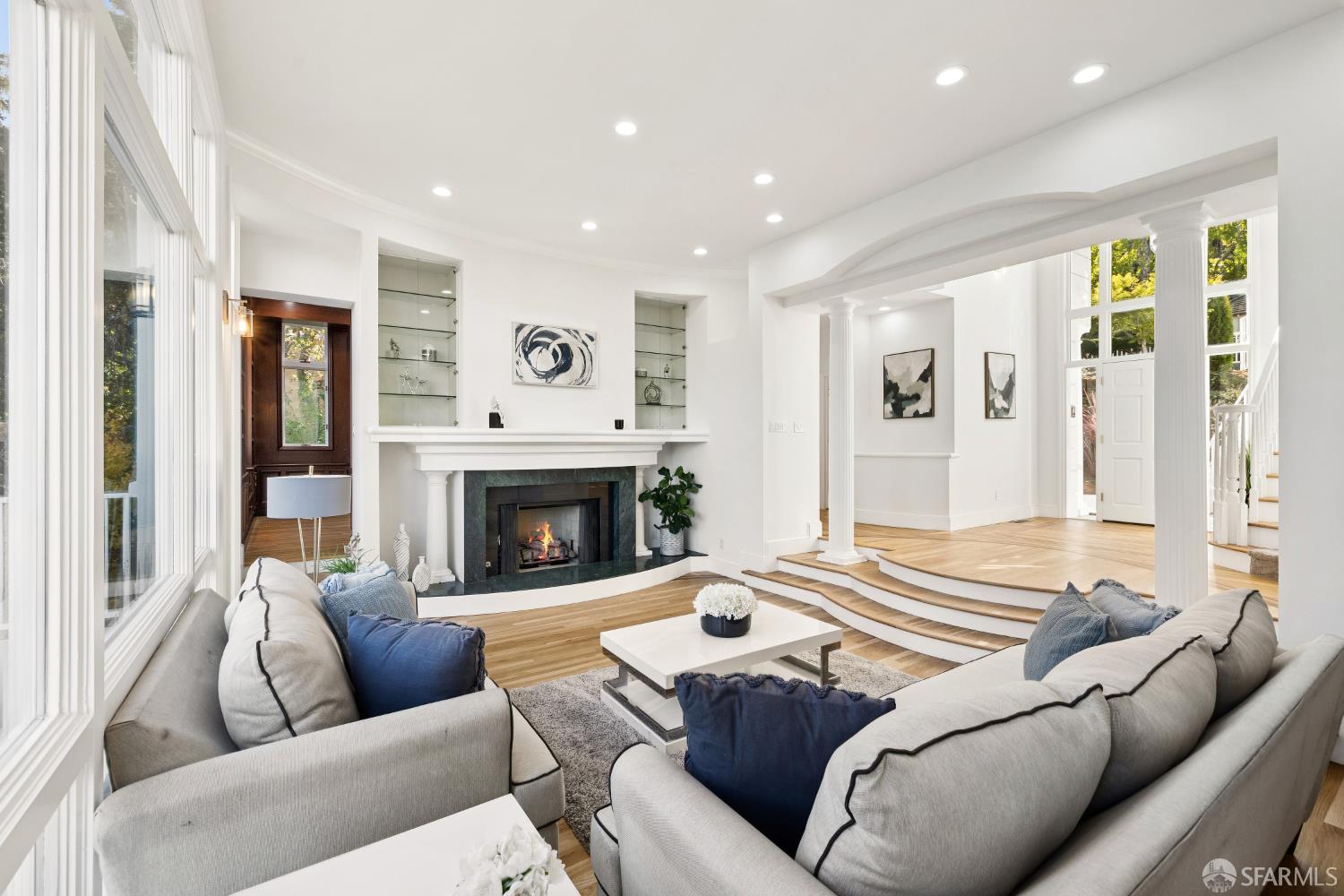 722 Jacaranda Circle