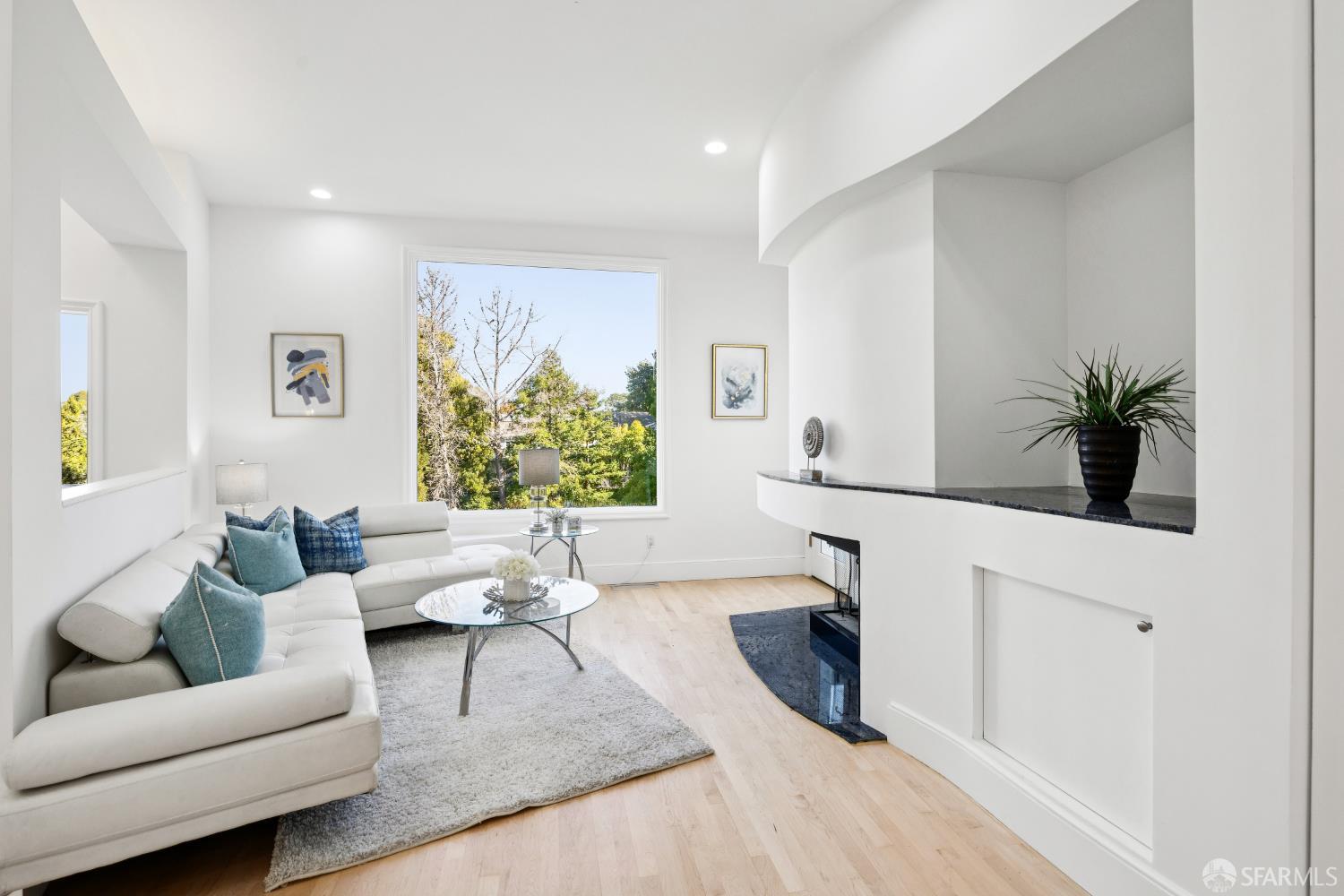 722 Jacaranda Circle