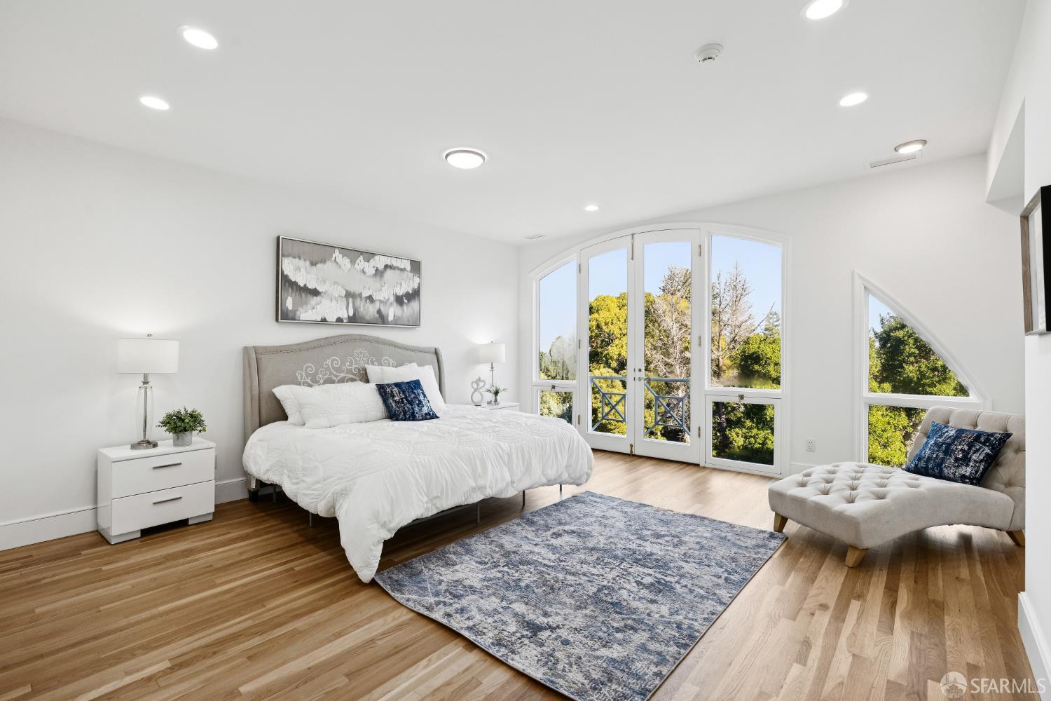 722 Jacaranda Circle