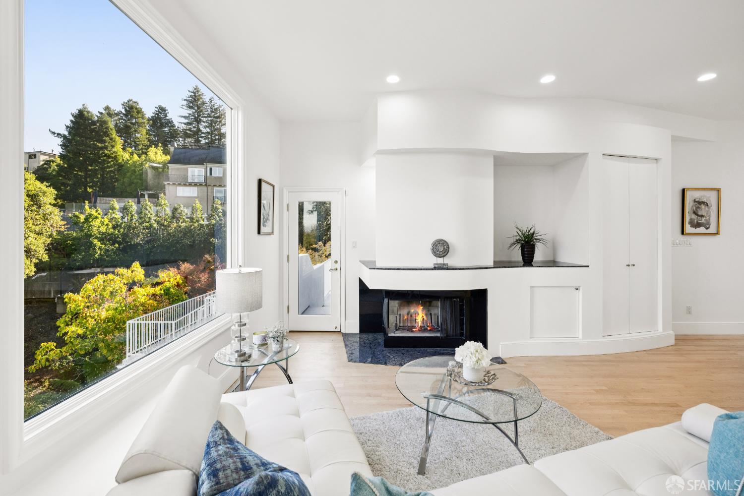 722 Jacaranda Circle