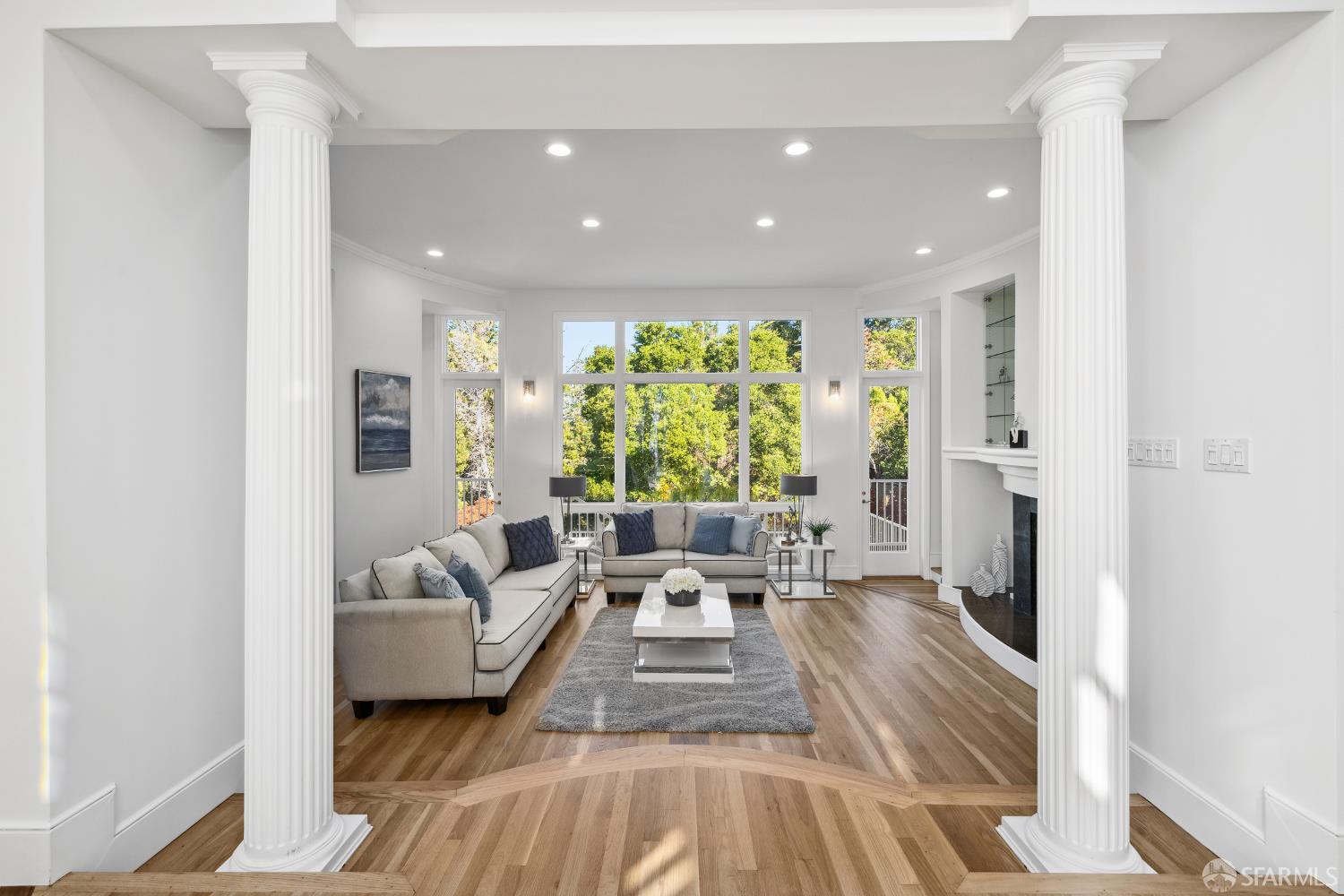 722 Jacaranda Circle