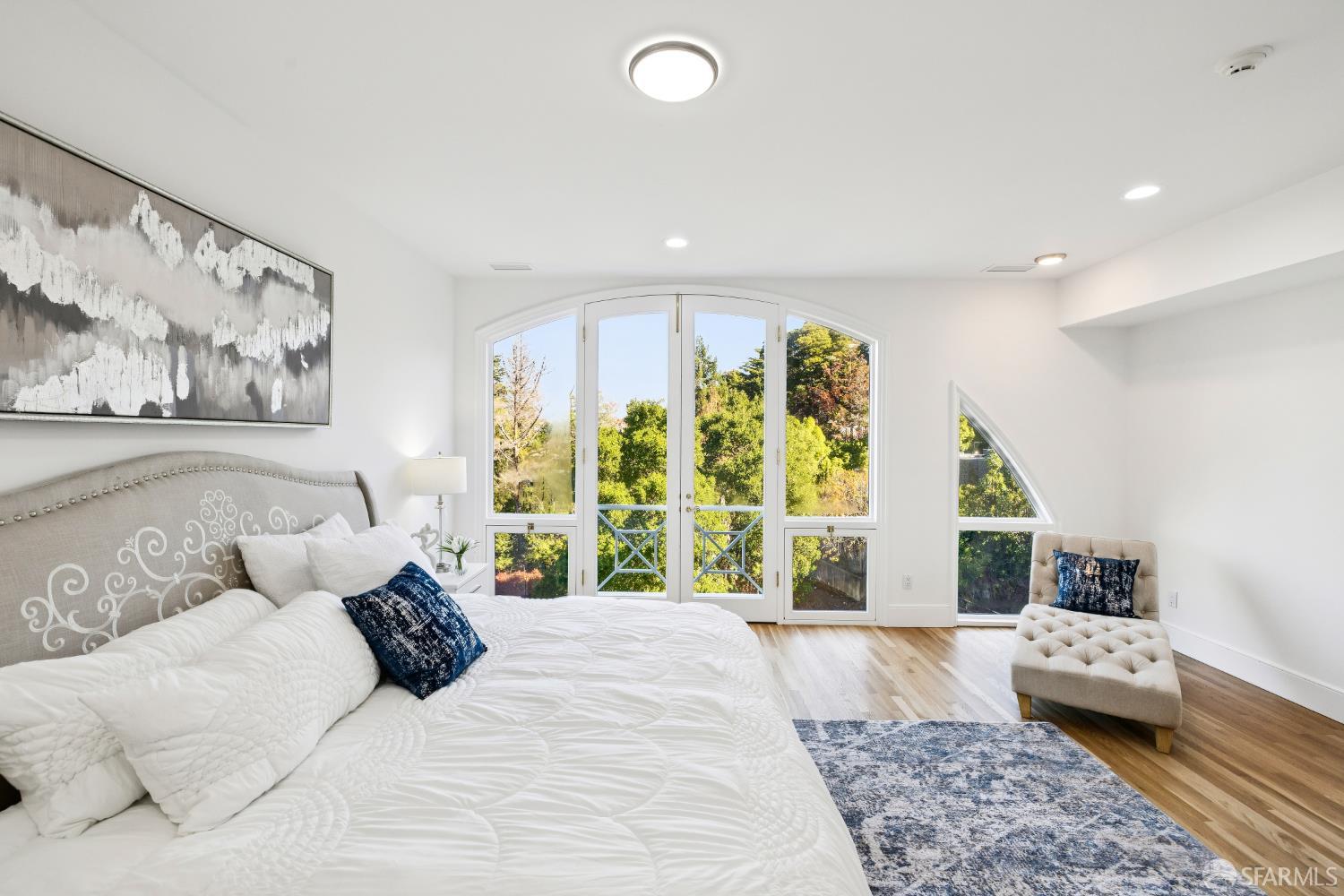 722 Jacaranda Circle