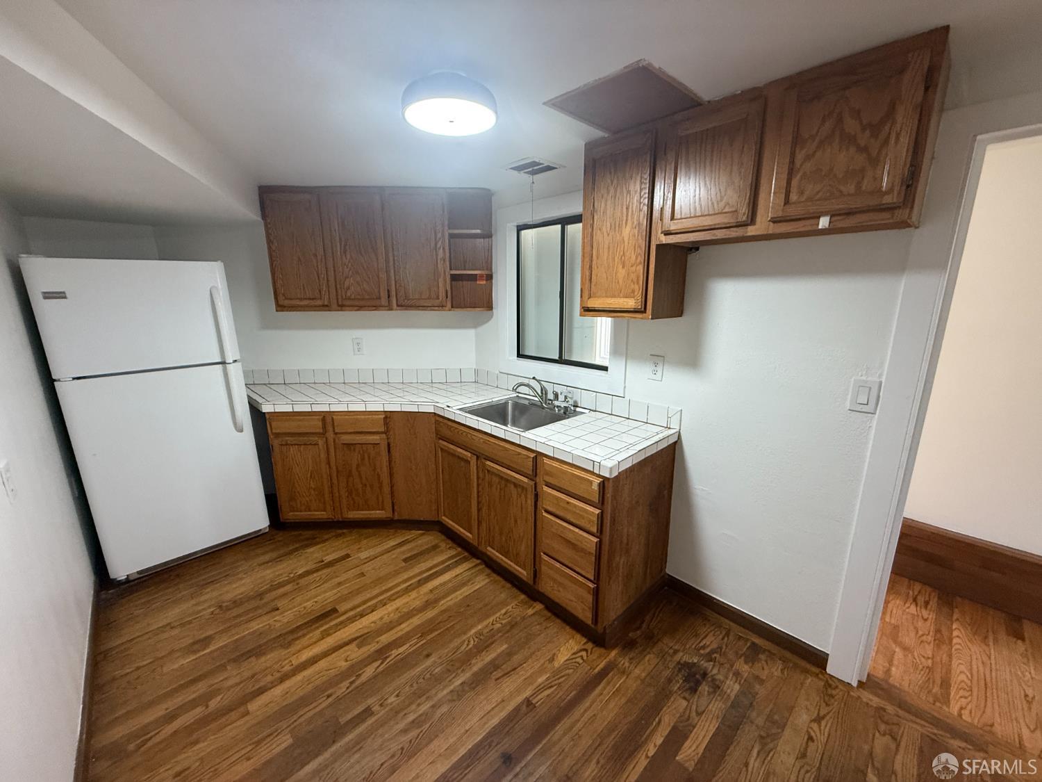 8122 Geary Boulevard