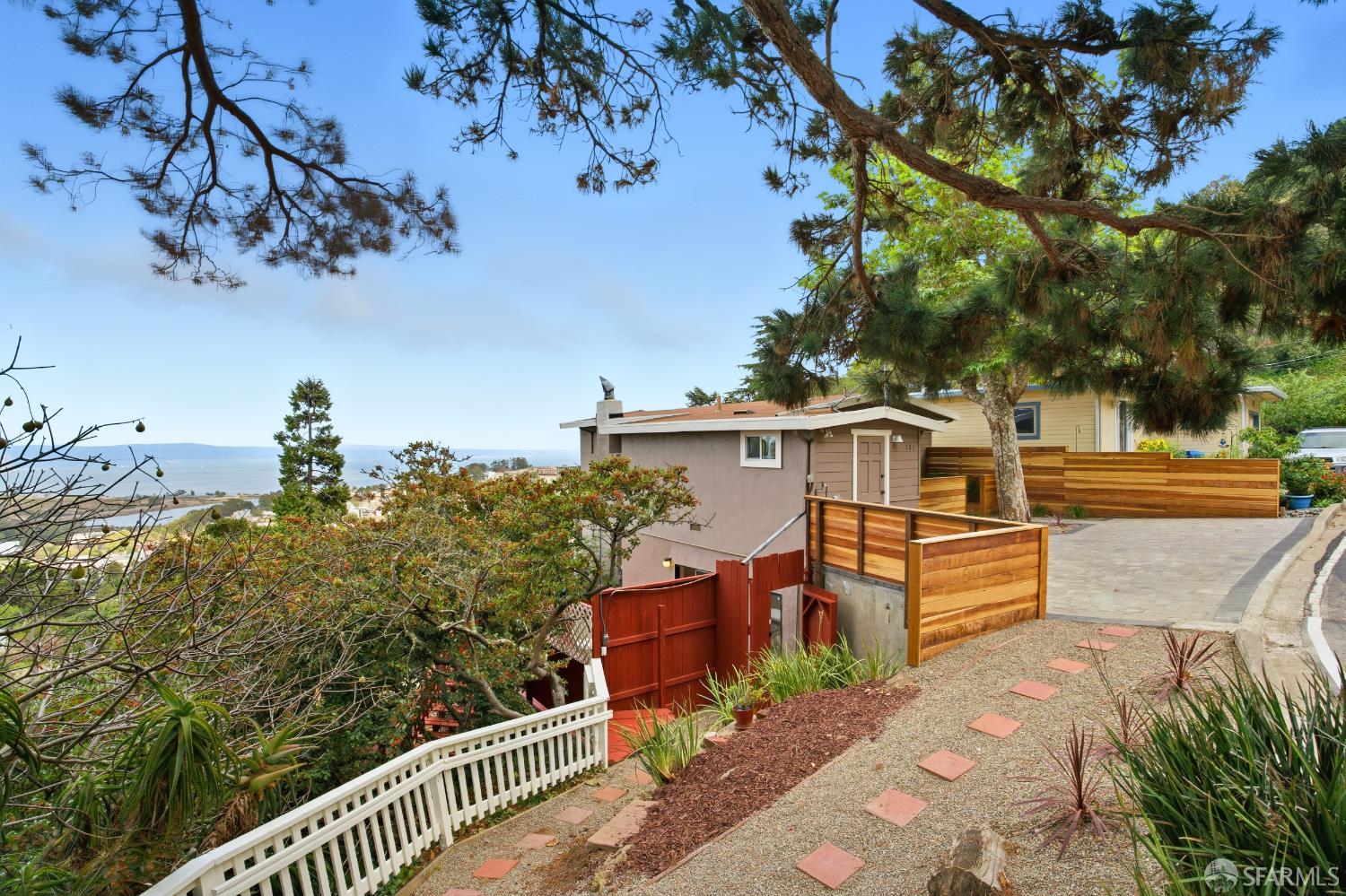 121 Kings Road, Brisbane