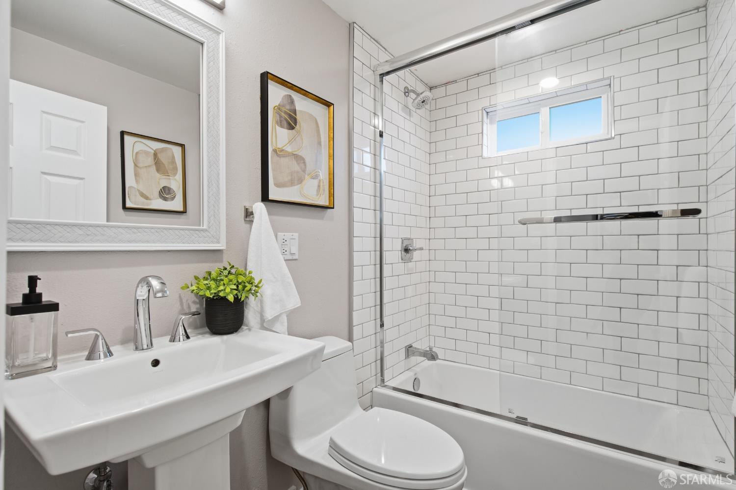 121 Kings Road, Brisbane