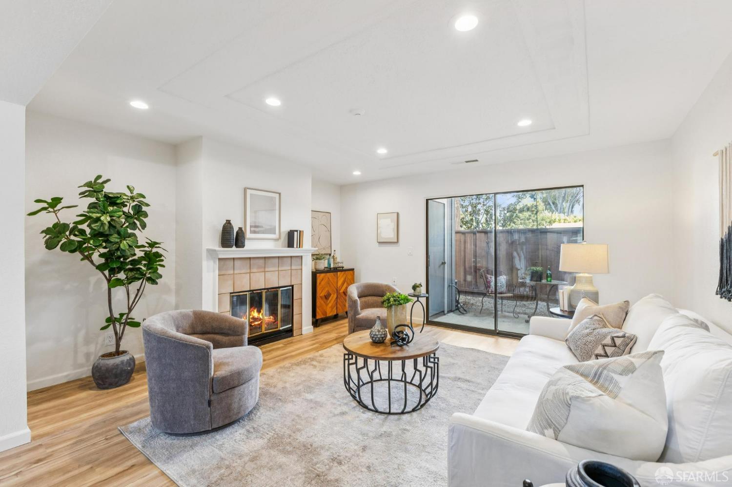 36931 Newark Boulevard, Newark Unit: E