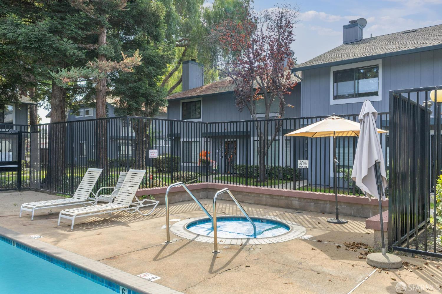 36931 Newark Boulevard, Newark Unit: E