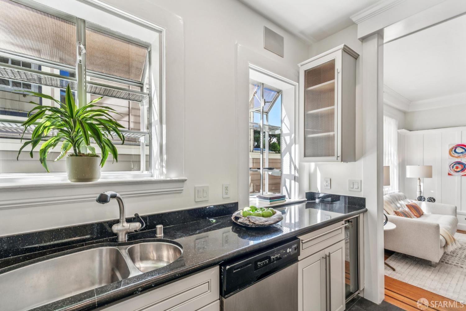 2539 Clay Street # 1