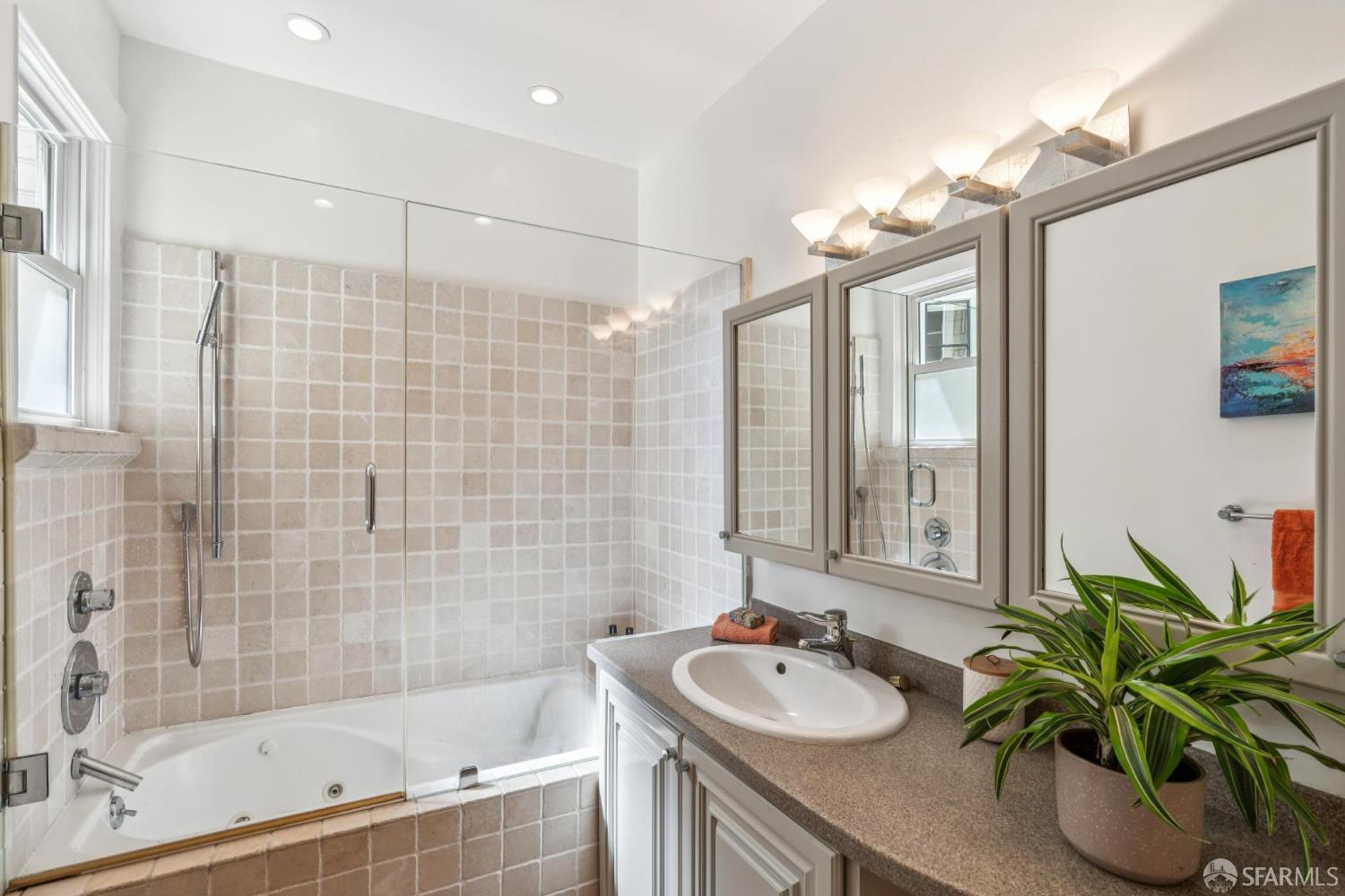 2539 Clay Street # 1