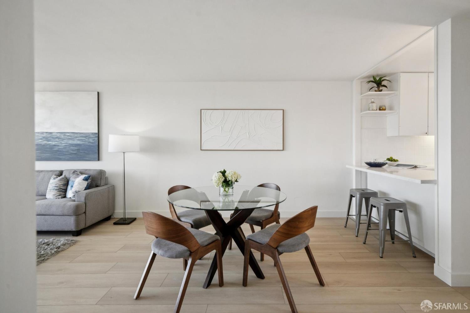 1050 North Point Street