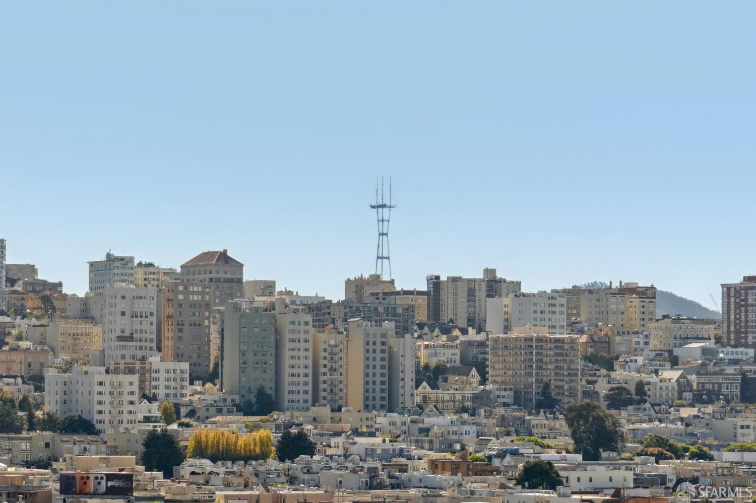 1050 North Point Street