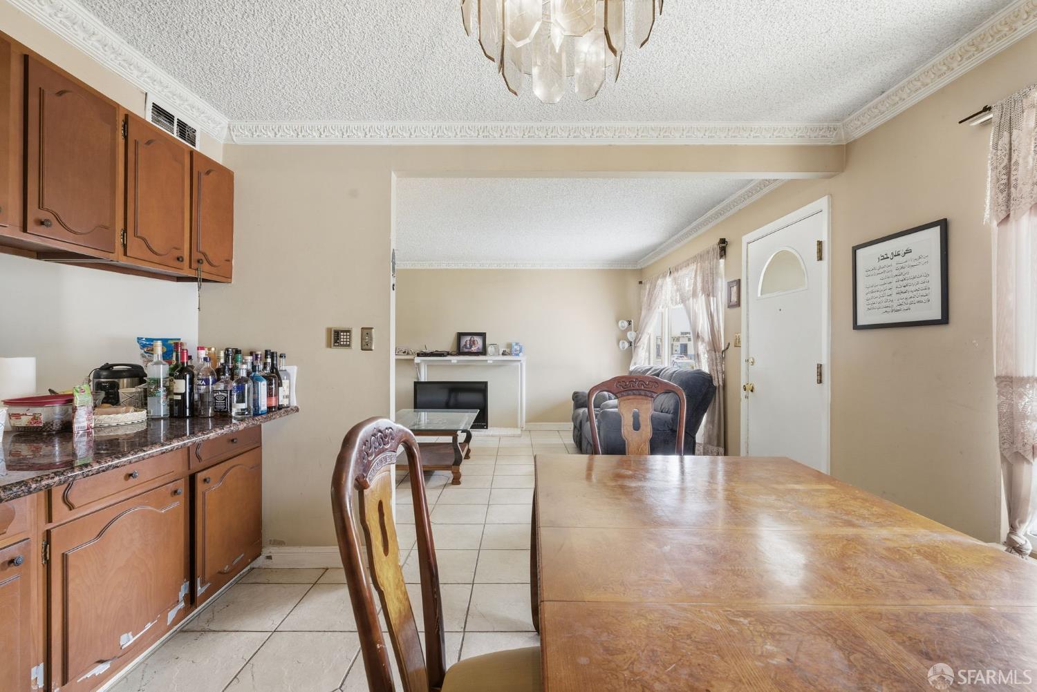 346 Del Monte Avenue