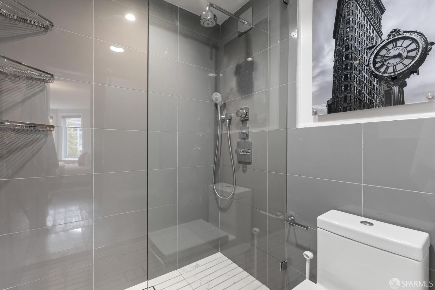 2016 Pacific Avenue # 201