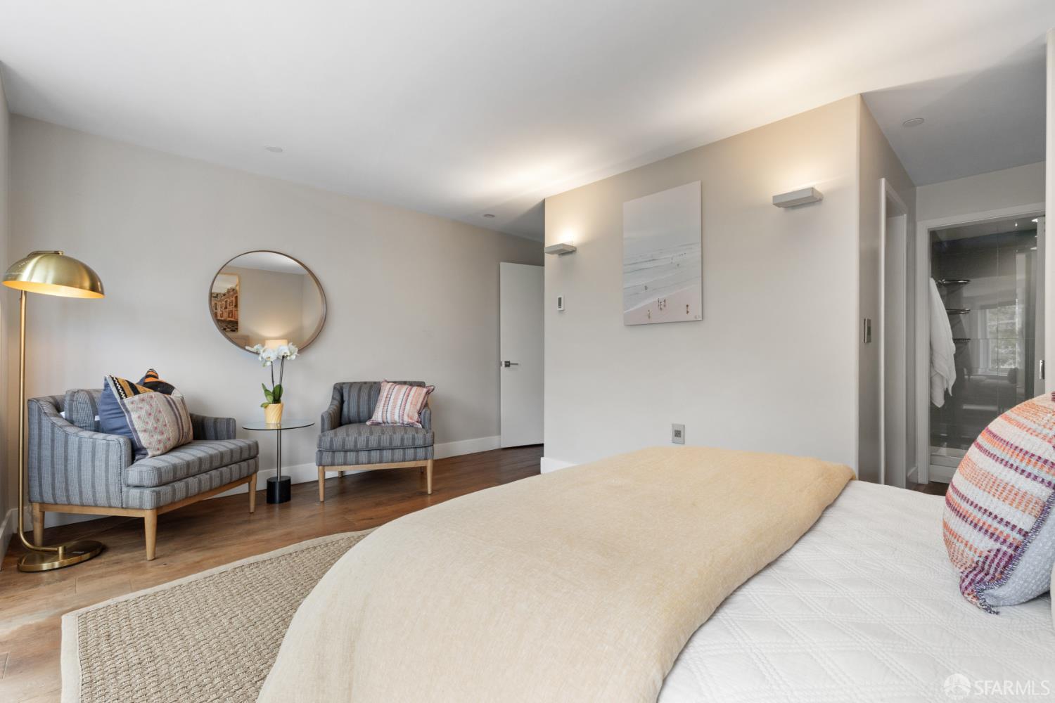 2016 Pacific Avenue # 201