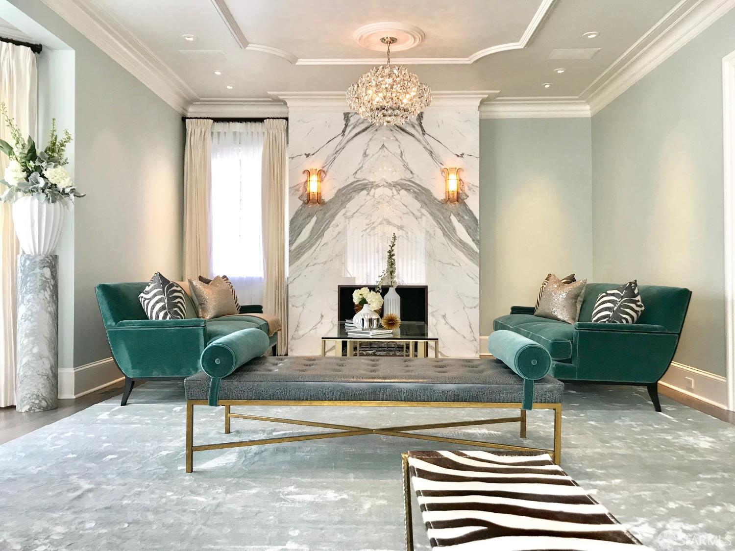 2828 Divisadero Street