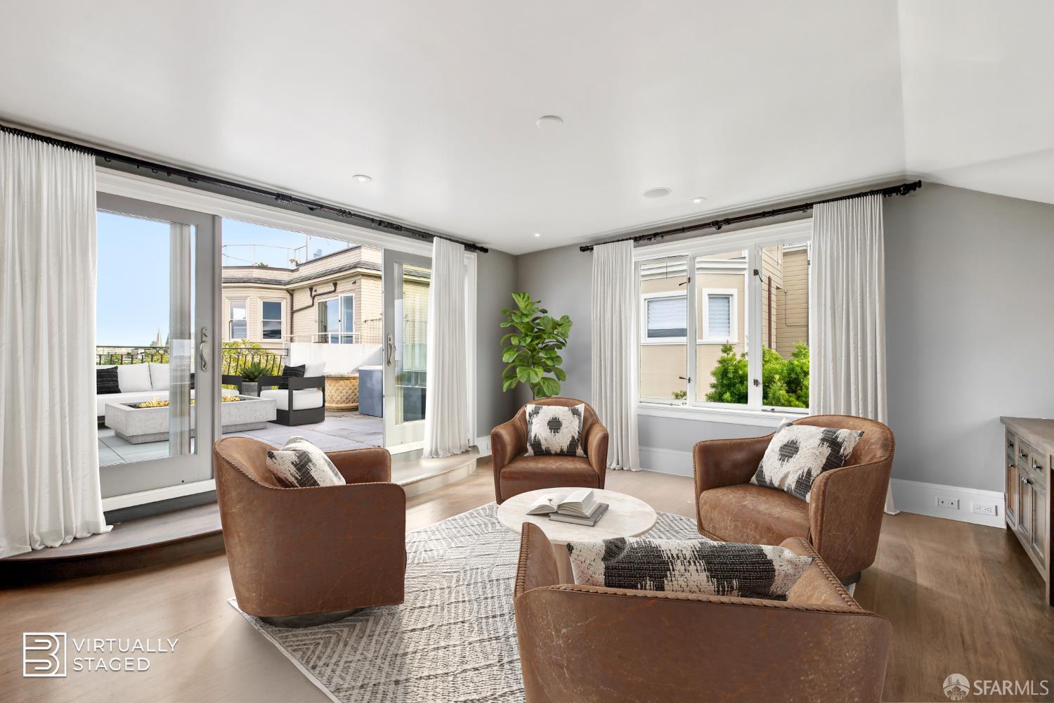 2828 Divisadero Street