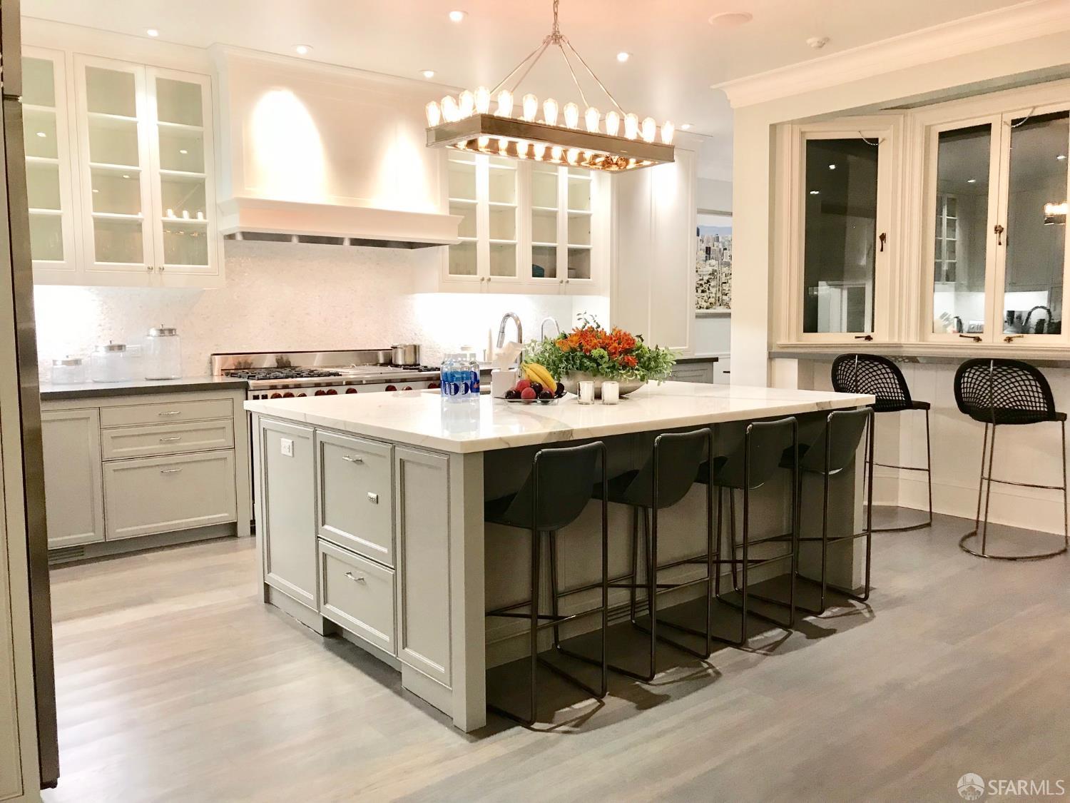 2828 Divisadero Street