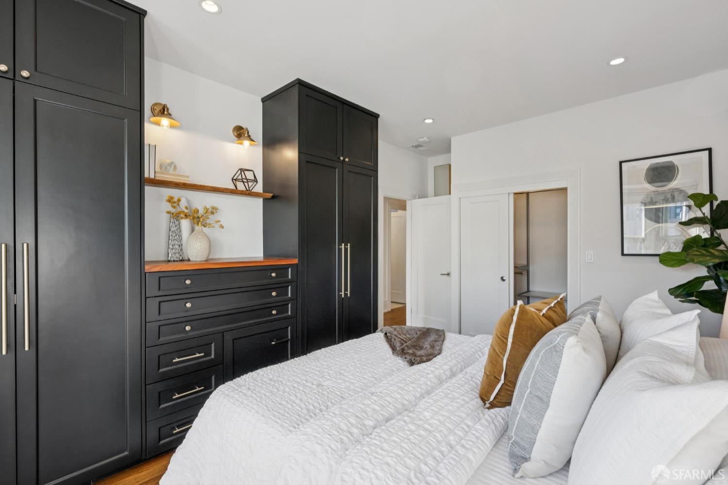 1070 Post Street # 4