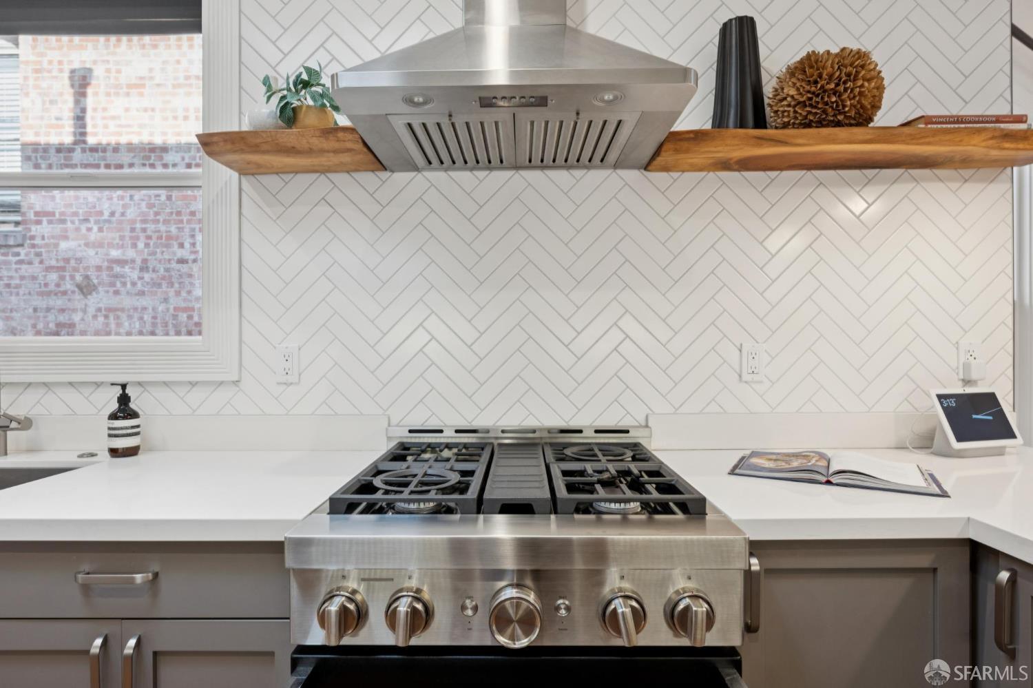 1070 Post Street # 4