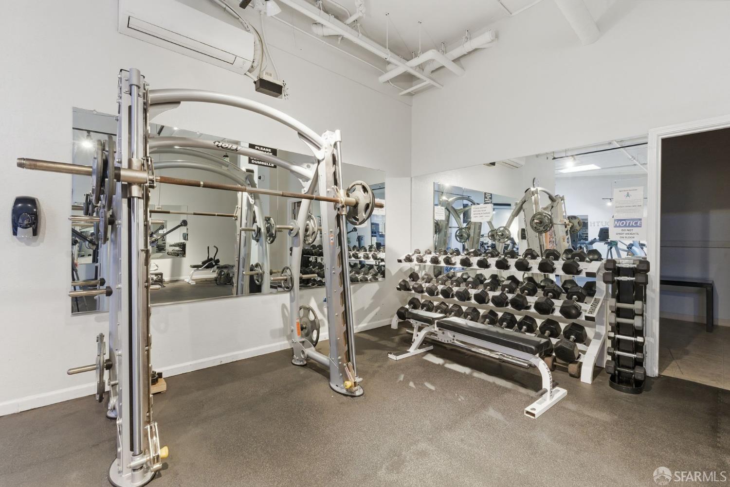 140 S Van Ness Avenue # 417