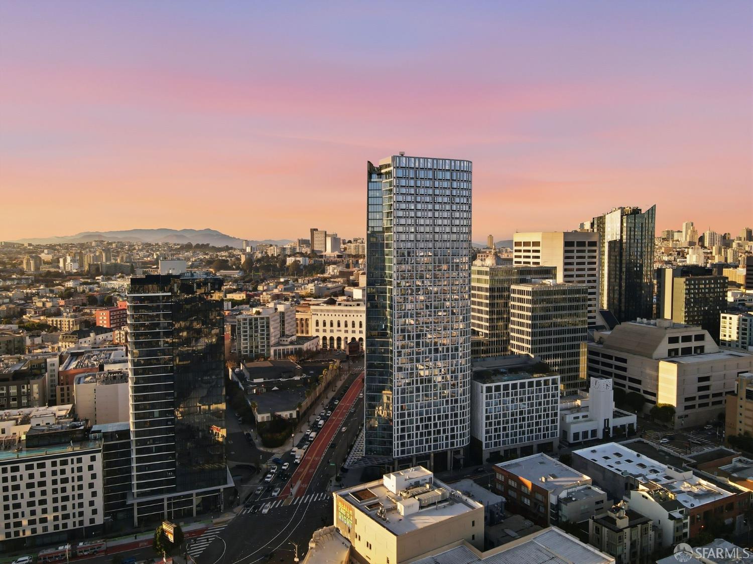 140 S Van Ness Avenue # 417