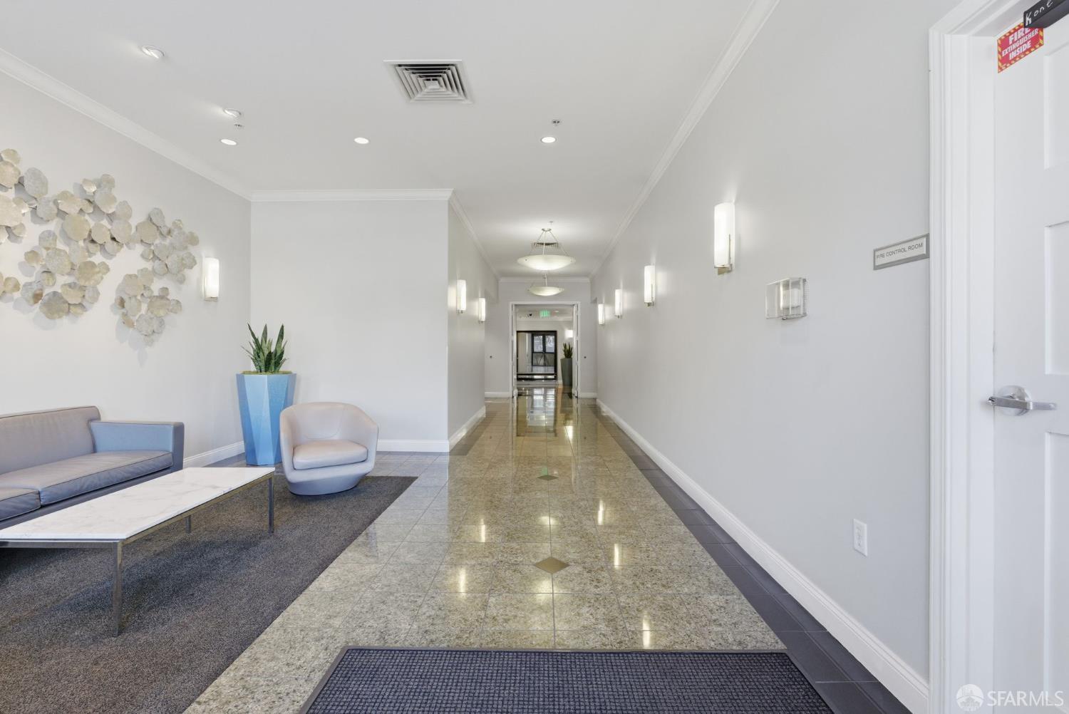 140 S Van Ness Avenue # 417