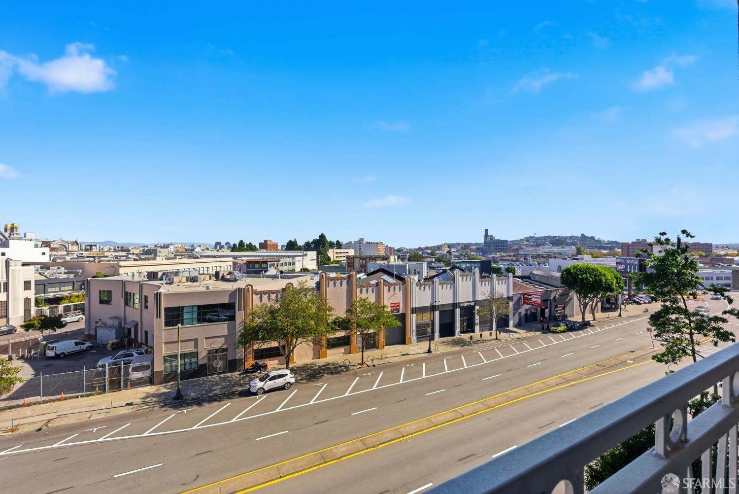 140 S Van Ness Avenue # 417