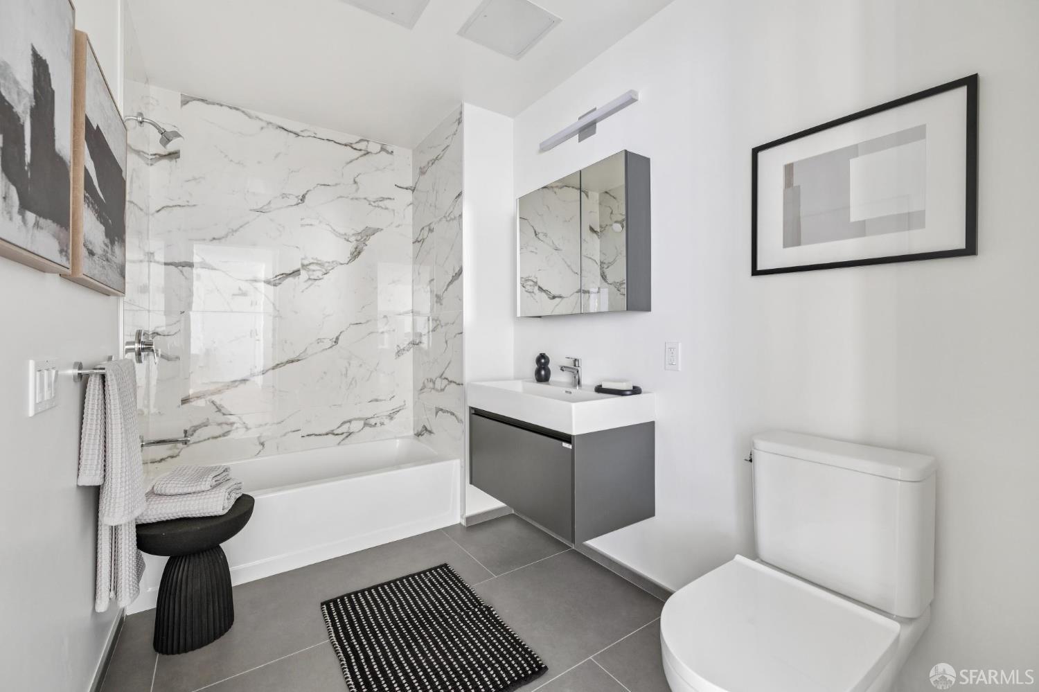 988 Harrison Street Unit: CJ4