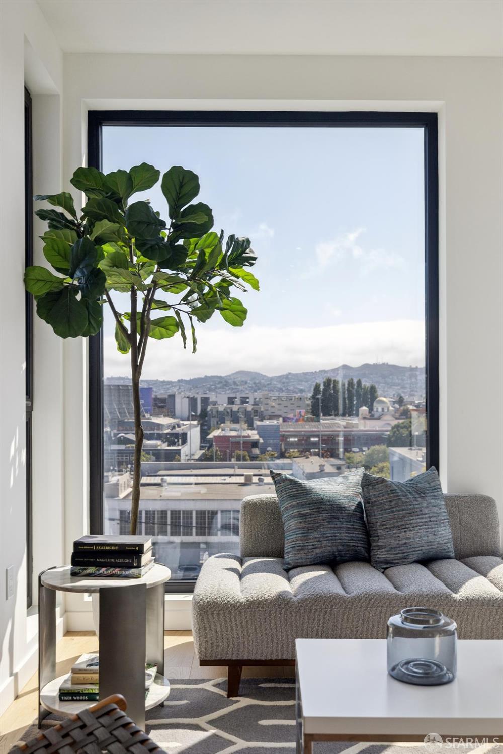 988 Harrison Street Unit: CN9